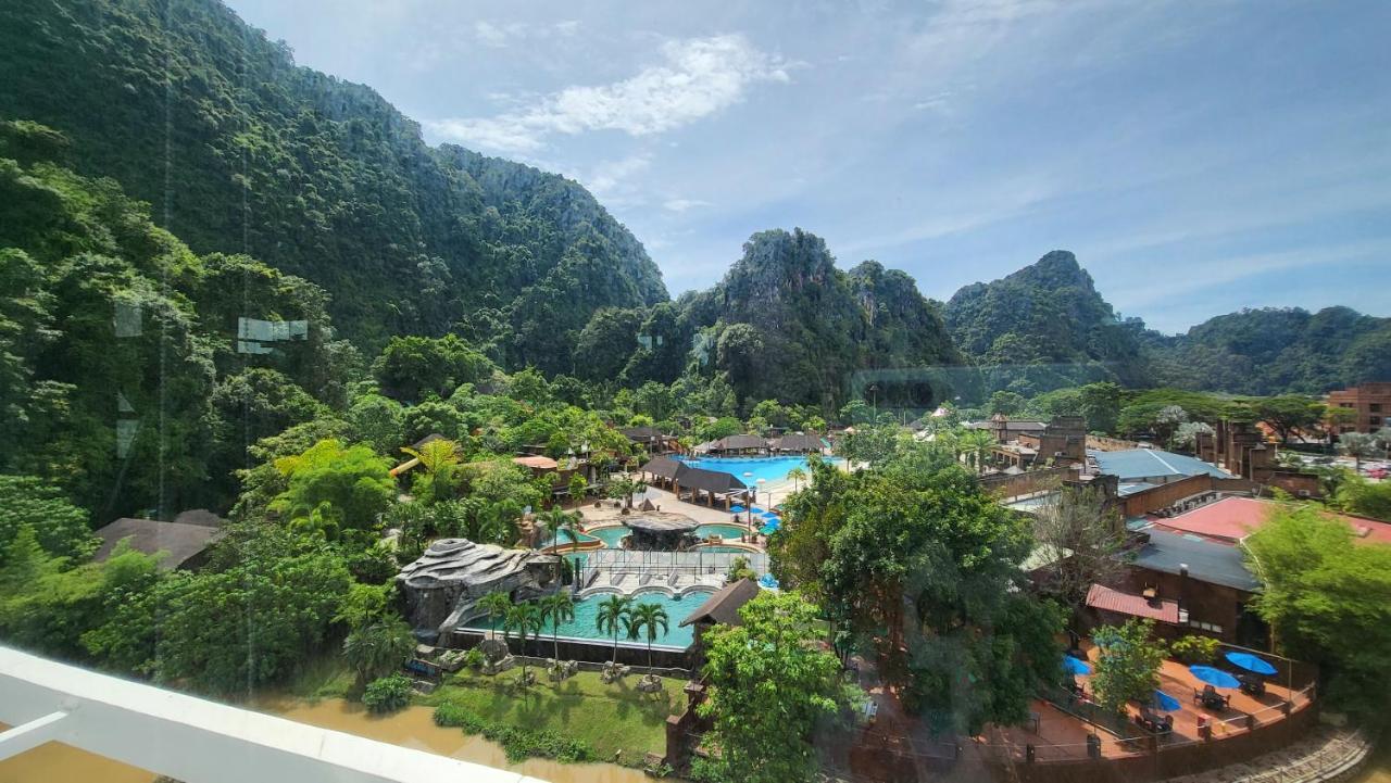De Hotspring 6 Pax Suite @ Sunway Onsen Ipoh Zewnętrze zdjęcie